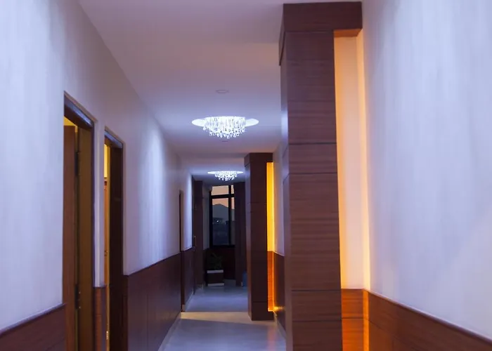 Отель Meridian 3*